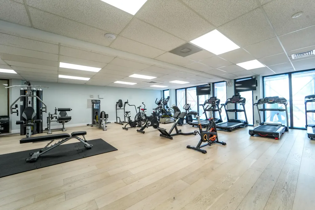 1149 Hillsboro Hillsboro Beach FL 33062