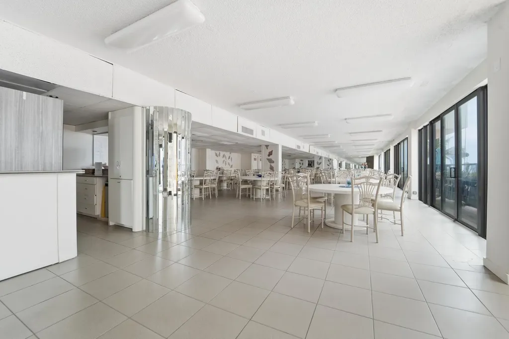 1149 Hillsboro Hillsboro Beach FL 33062