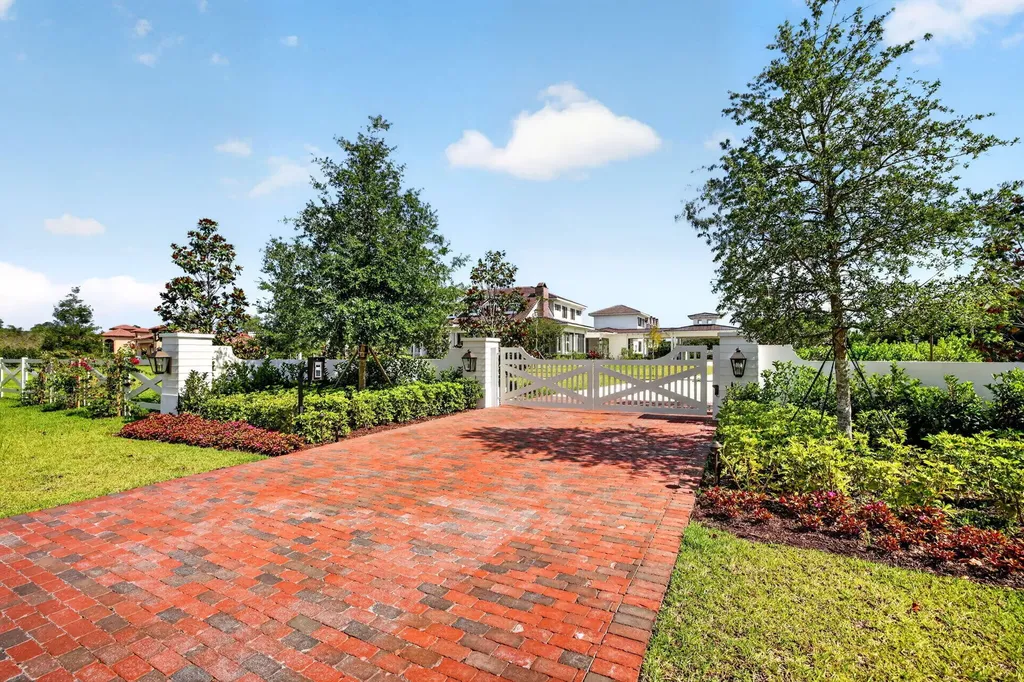 10250 El Paraiso Place Delray Beach FL 33446