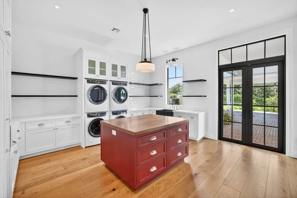 10250 El Paraiso Place Delray Beach FL 33446