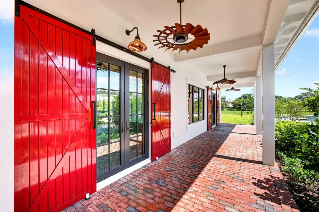 10250 El Paraiso Place Delray Beach FL 33446