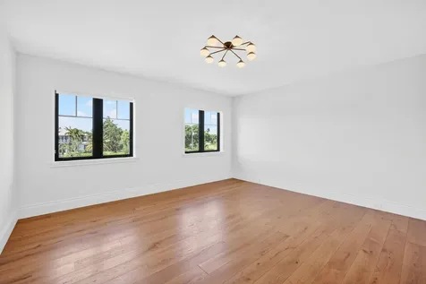 10250 El Paraiso Place Delray Beach FL 33446