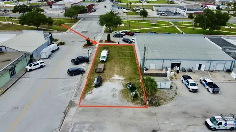 205 SW Park Street Okeechobee FL 34972
