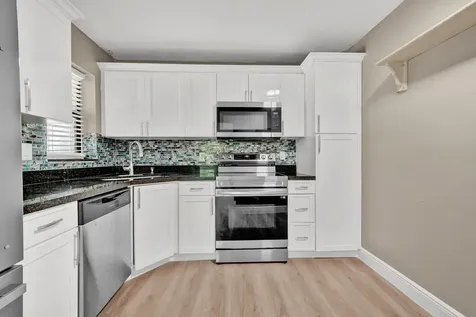3287 Cocoplum Circle Coconut Creek FL 33063