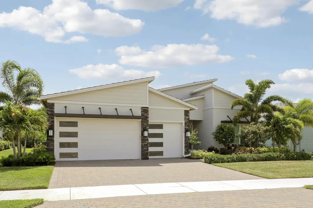 10909 Stellar Circle Palm Beach Gardens FL 33412