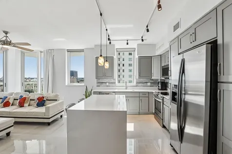 1755 E Hallandale Beach Boulevard Hallandale Beach FL 33009