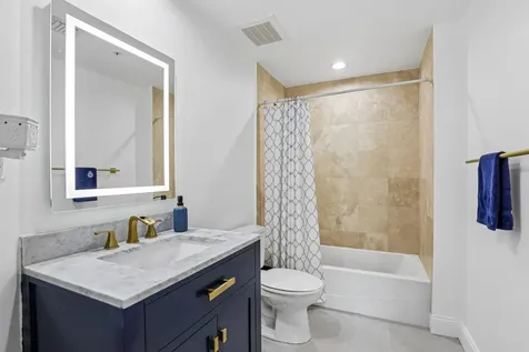 1755 E Hallandale Beach Boulevard Hallandale Beach FL 33009