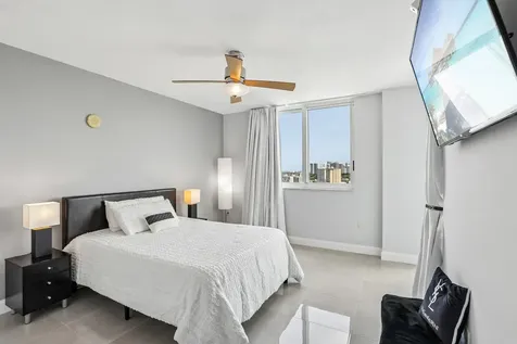 1755 E Hallandale Beach Boulevard Hallandale Beach FL 33009