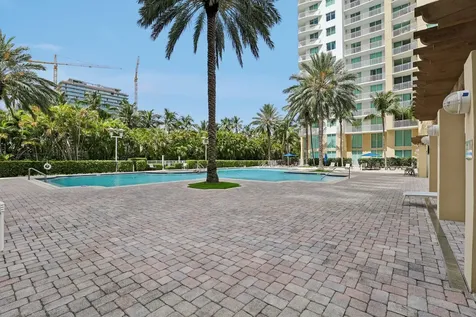 1755 E Hallandale Beach Boulevard Hallandale Beach FL 33009