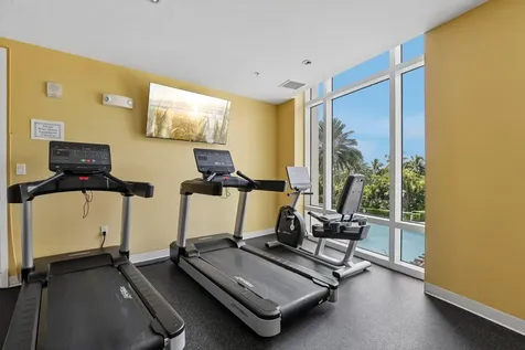 1755 E Hallandale Beach Boulevard Hallandale Beach FL 33009
