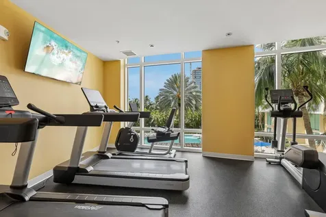 1755 E Hallandale Beach Boulevard Hallandale Beach FL 33009