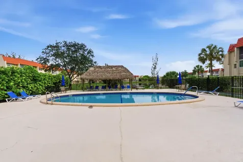 2651 E Sunrise Lakes Drive E Sunrise FL 33322