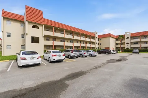 2651 E Sunrise Lakes Drive E Sunrise FL 33322