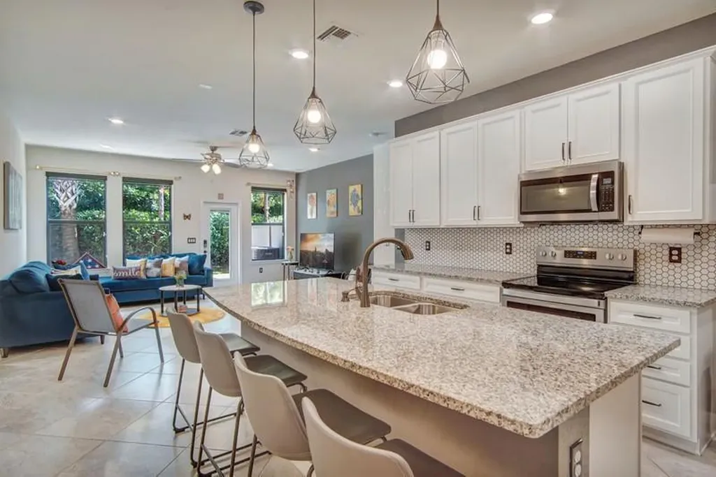 2374 Post Street Palm Springs FL 33406