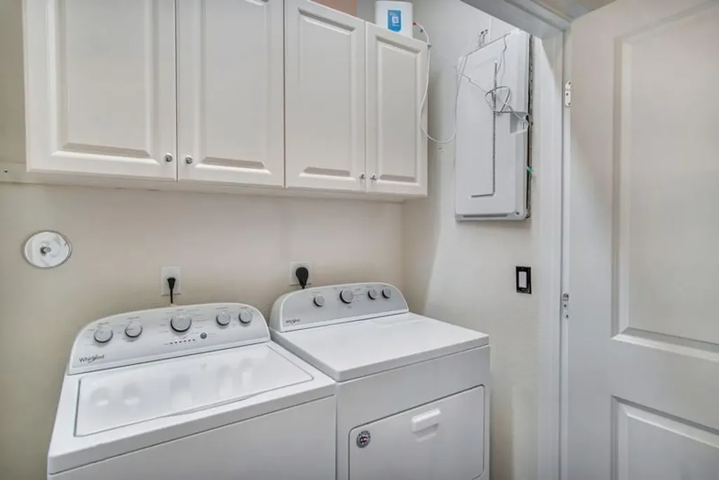 2374 Post Street Palm Springs FL 33406