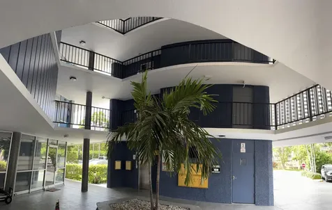 879 NE 195th Street Miami FL 33179