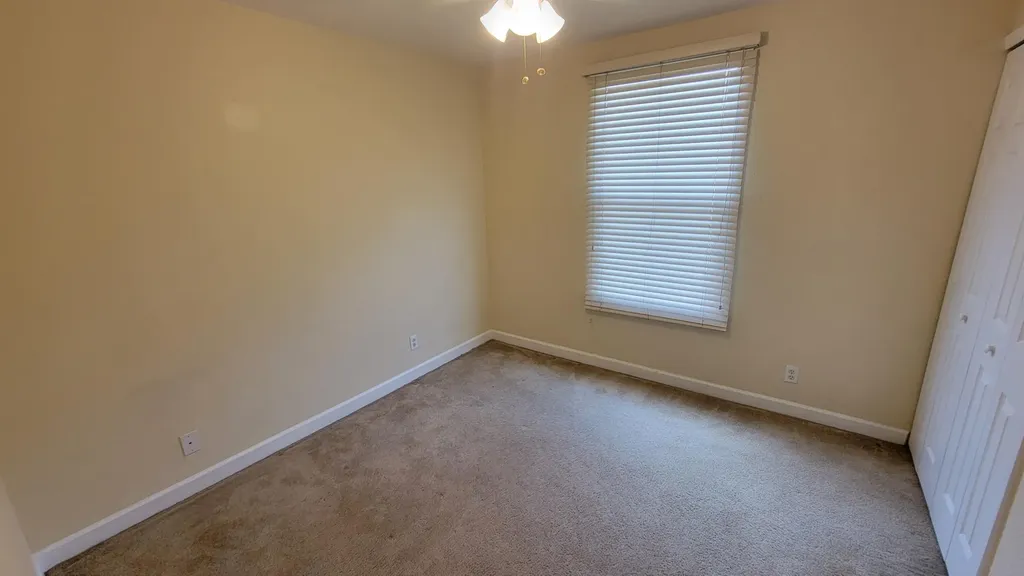 8033 Murano Circle Palm Beach Gardens FL 33418