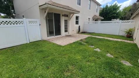 8033 Murano Circle Palm Beach Gardens FL 33418