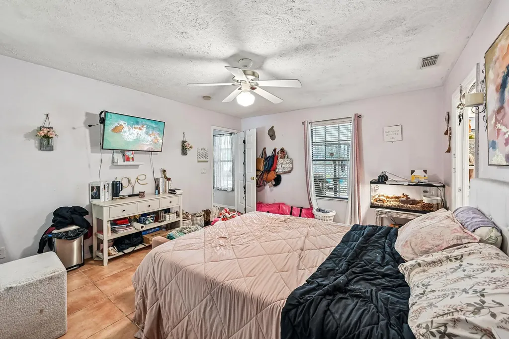 2457 SW Mercer Street Port St Lucie FL 34984