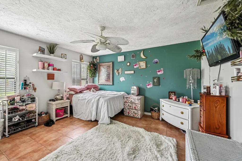 2457 SW Mercer Street Port St Lucie FL 34984