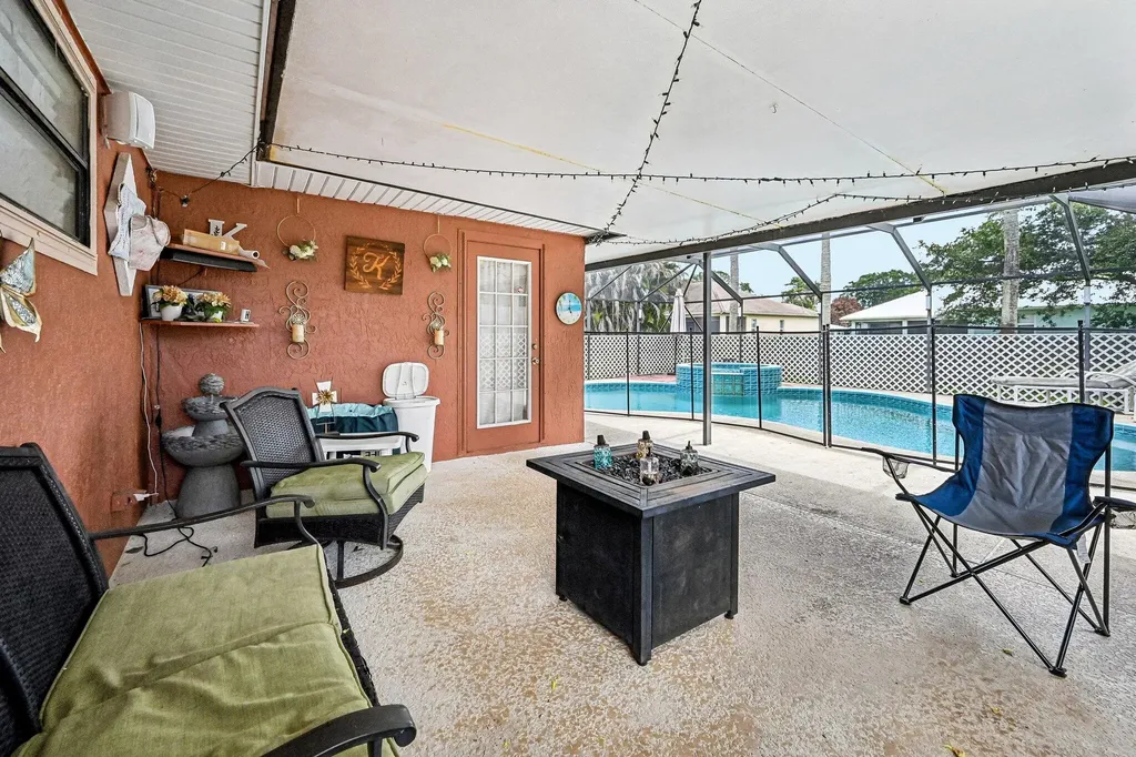 2457 SW Mercer Street Port St Lucie FL 34984