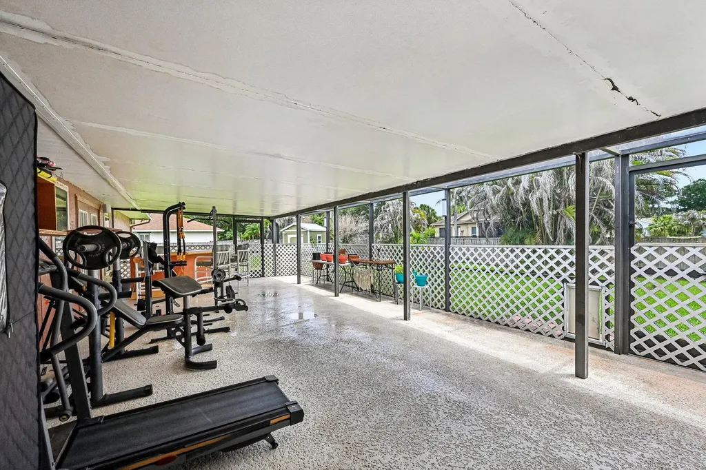 2457 SW Mercer Street Port St Lucie FL 34984