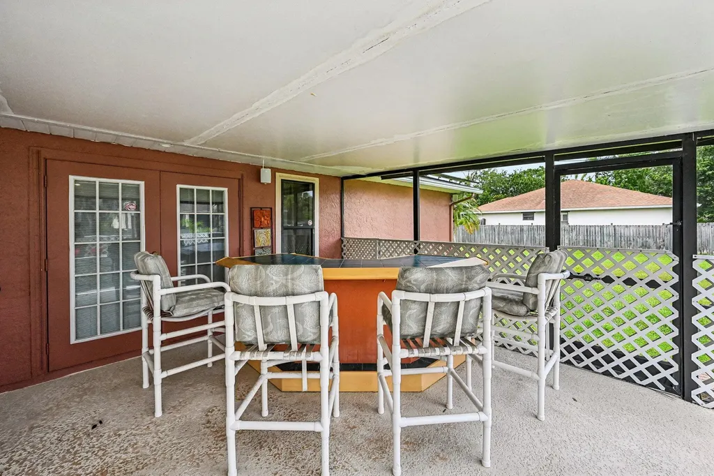 2457 SW Mercer Street Port St Lucie FL 34984