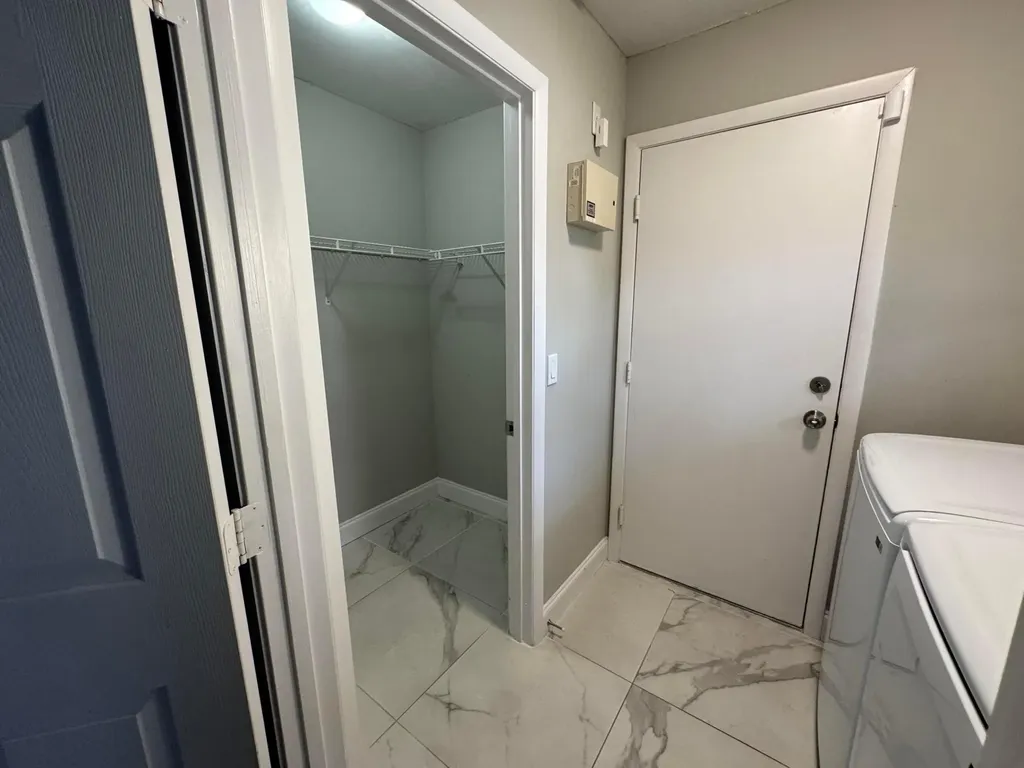 18750 Caspian Circle Boca Raton FL 33496
