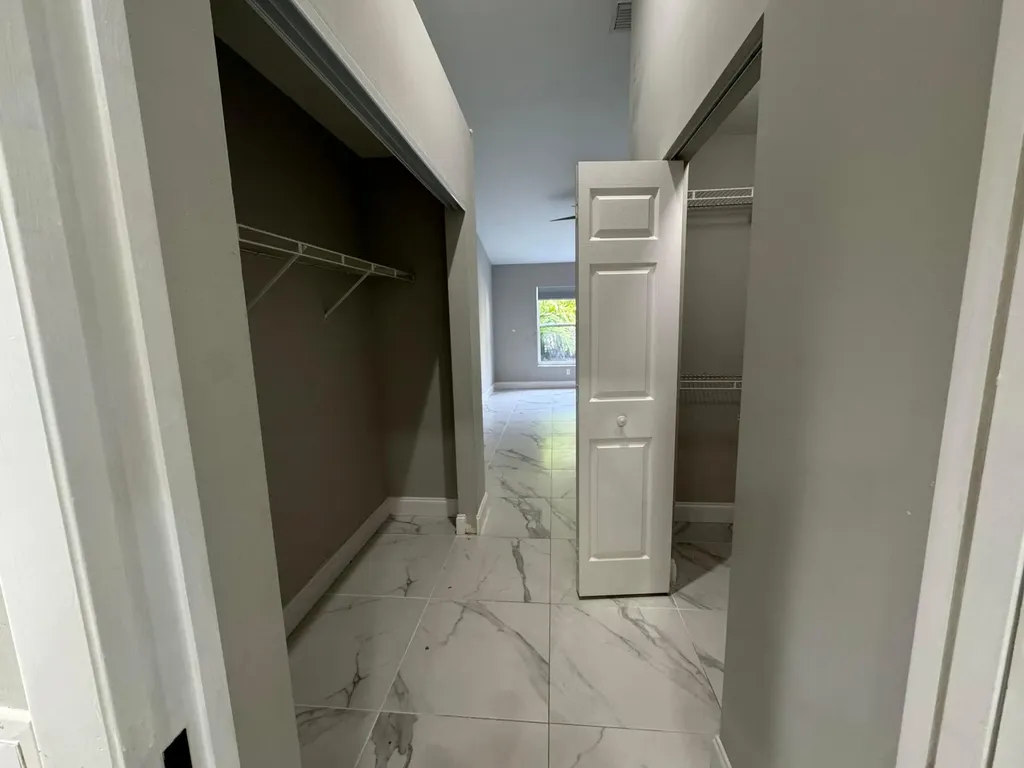 18750 Caspian Circle Boca Raton FL 33496