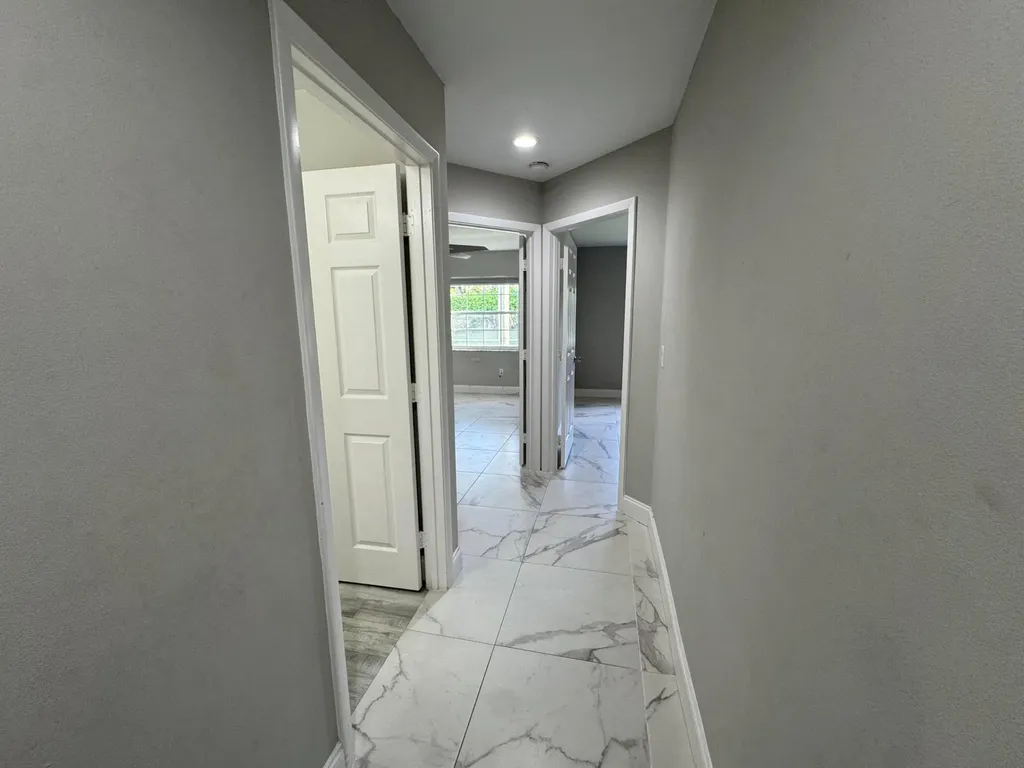 18750 Caspian Circle Boca Raton FL 33496