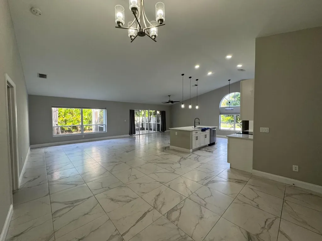 18750 Caspian Circle Boca Raton FL 33496