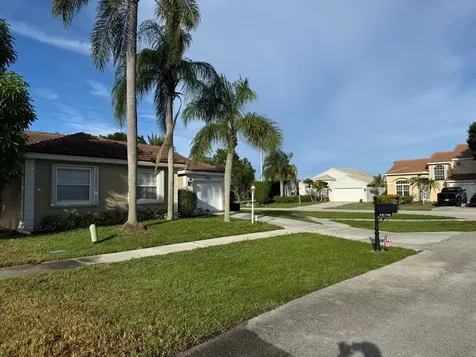 18750 Caspian Circle Boca Raton FL 33496