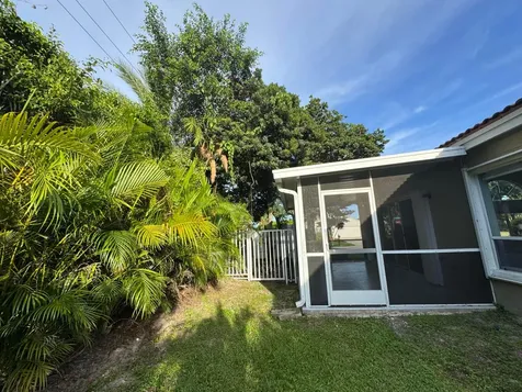 18750 Caspian Circle Boca Raton FL 33496