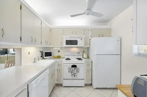 2900 NW 47th Terrace Lauderdale Lakes FL 33313