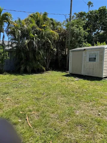 1123 N 17th Avenue Hollywood FL 33020