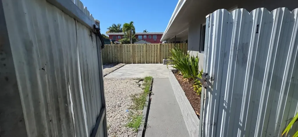 1849 Sherman Street Hollywood FL 33020