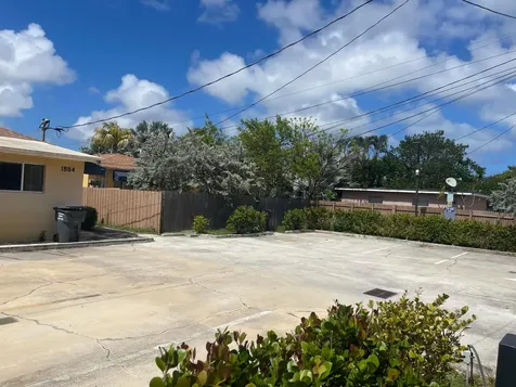 615 N 20th Avenue Hollywood FL 33020