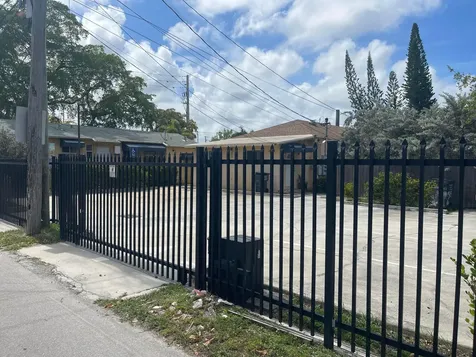 615 N 20th Avenue Hollywood FL 33020