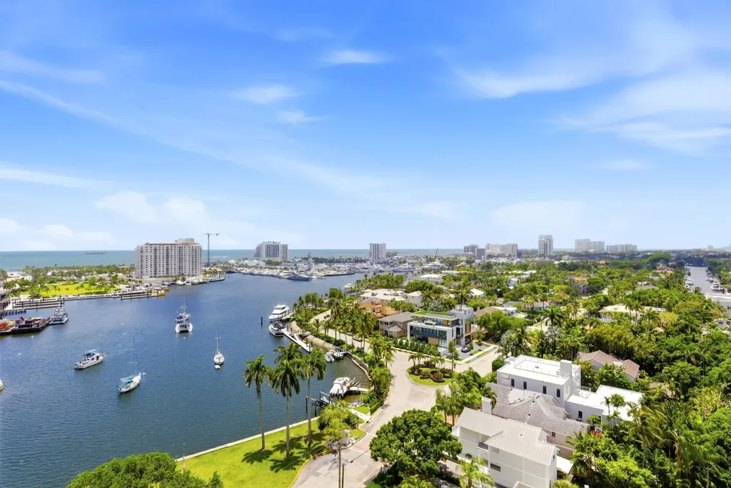 2500 E Las Olas Boulevard Fort Lauderdale FL 33301