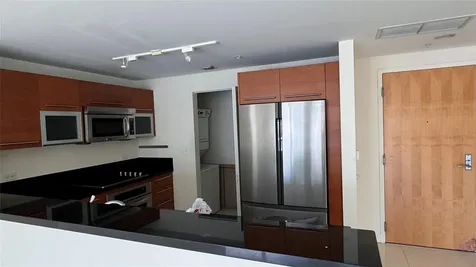 253 NE 2nd Street Miami FL 33132