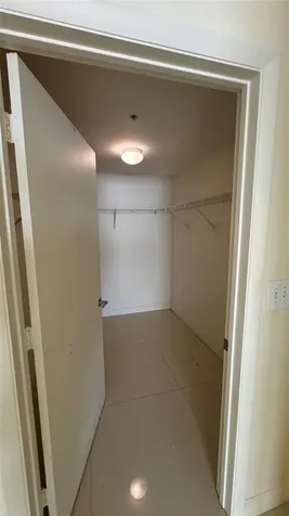 253 NE 2nd Street Miami FL 33132