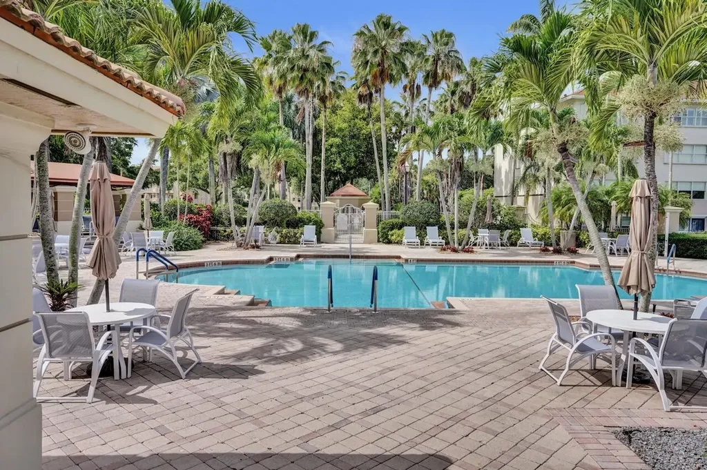 12434 Crystal Pointe Drive Boynton Beach FL 33437
