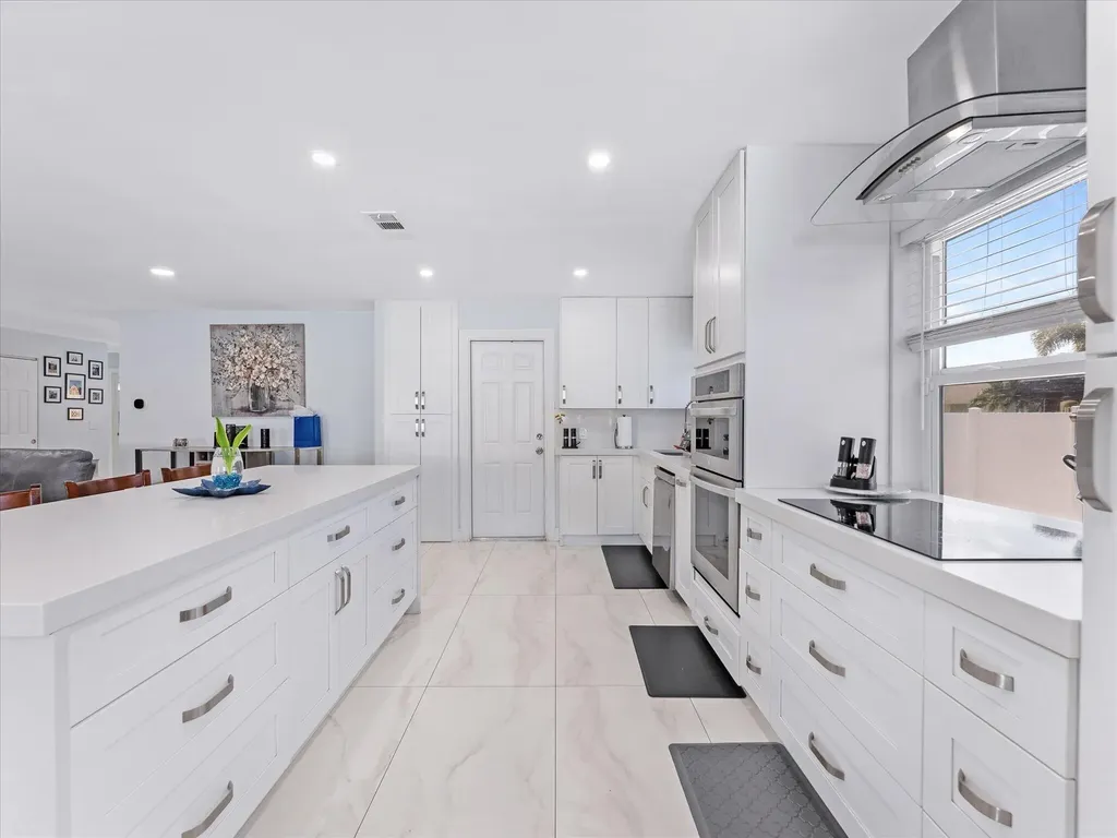 23040 SW 54th Avenue Boca Raton FL 33433