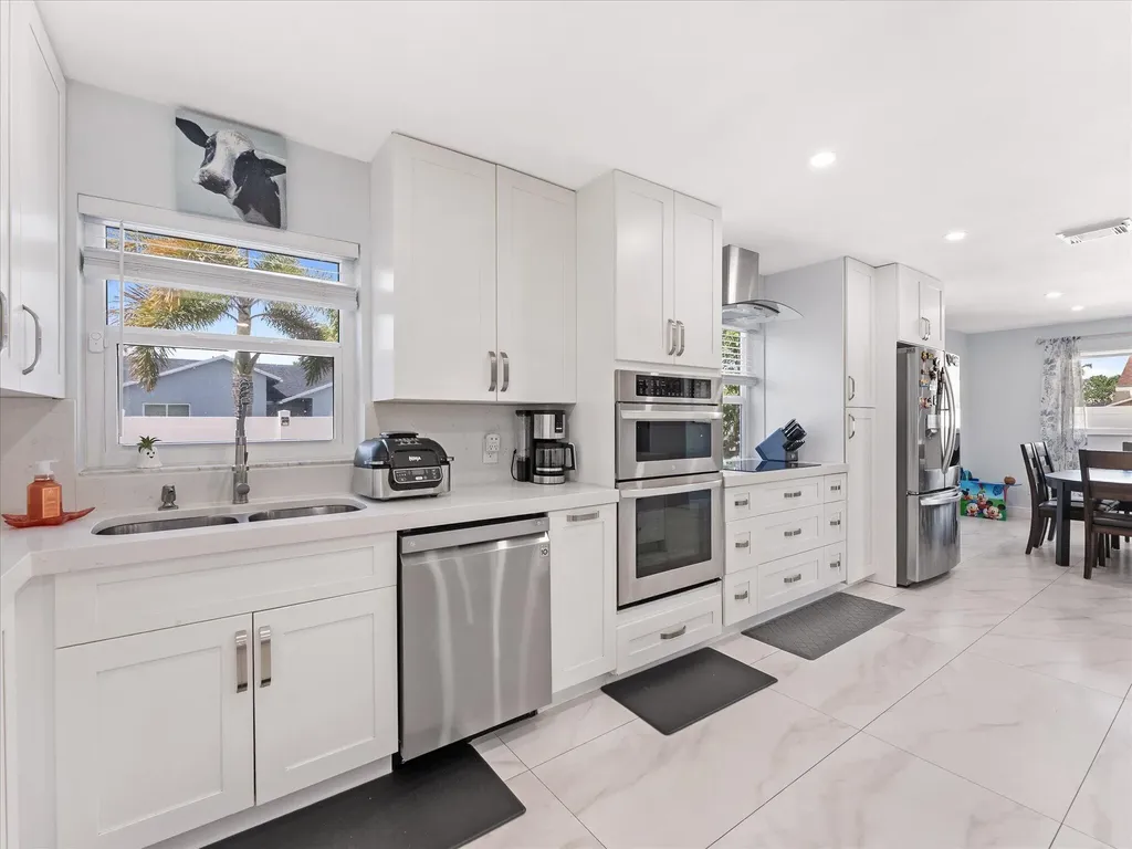 23040 SW 54th Avenue Boca Raton FL 33433