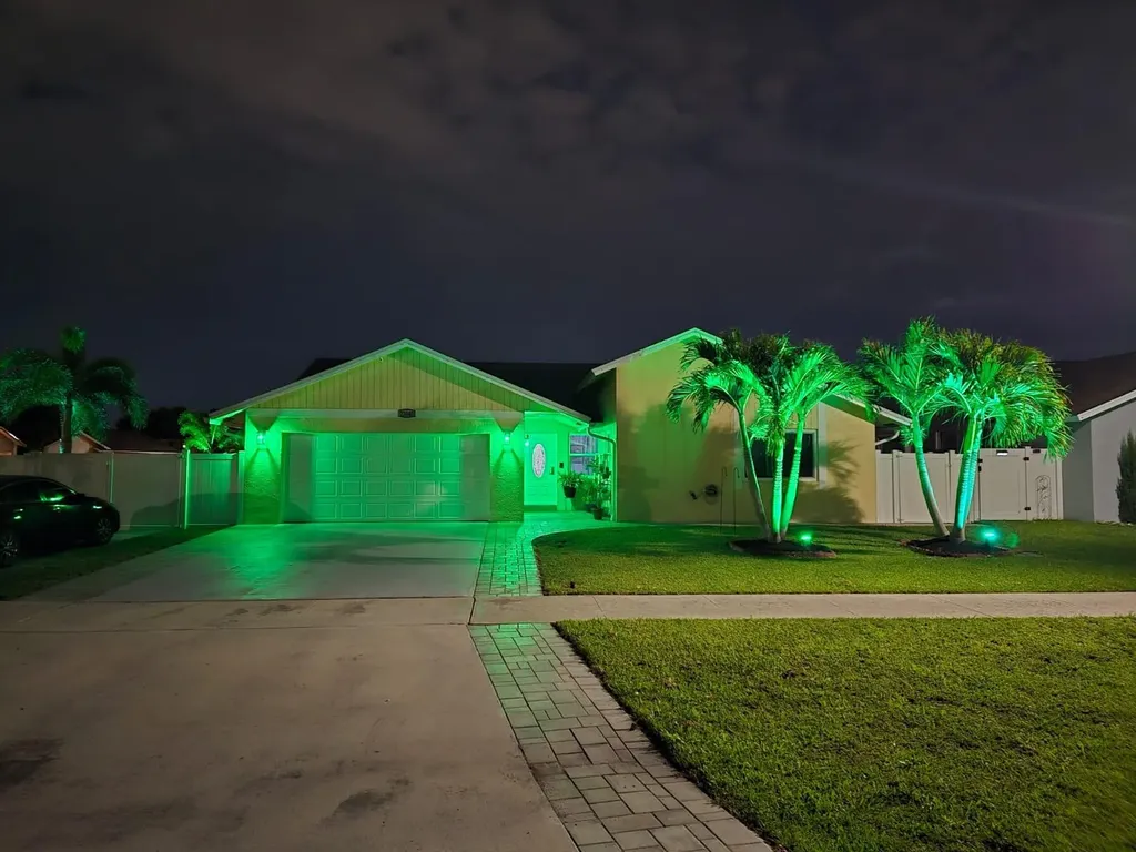 23040 SW 54th Avenue Boca Raton FL 33433
