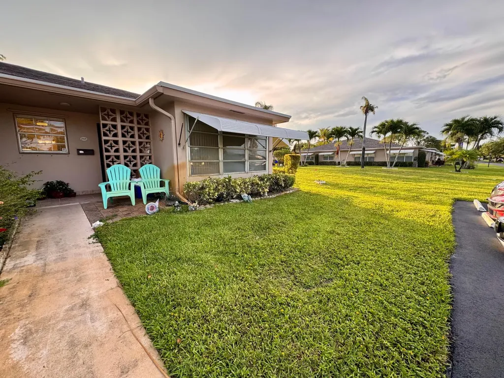 1252 Club Drive W Delray Beach FL 33445