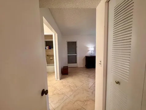 1252 W Club Drive Drive W Delray Beach FL 33445