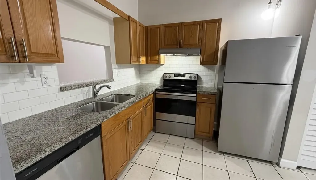 8576 NW 32nd Street Coral Springs FL 33065