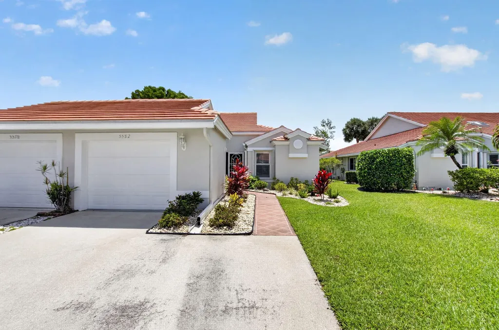 5582 Royal Lake Circle Boynton Beach FL 33437