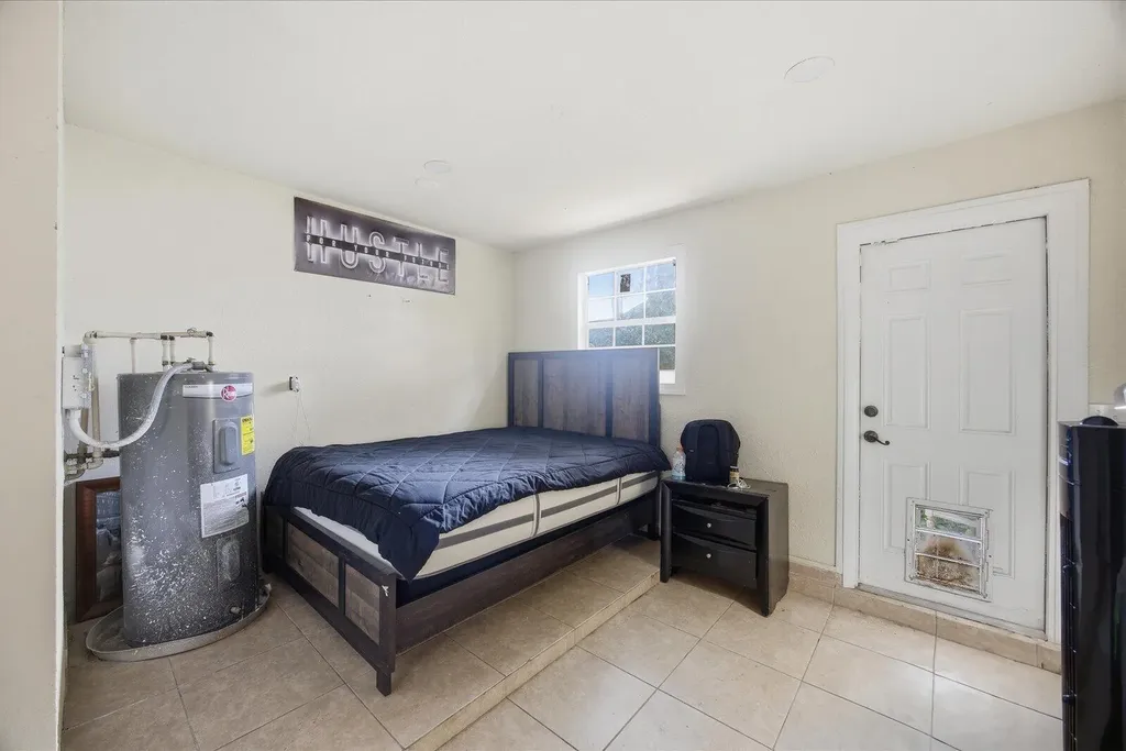 325 NW Dearman Street Port St Lucie FL 34983